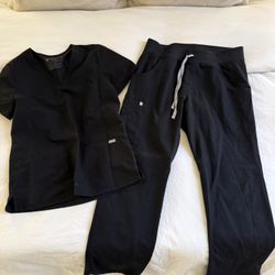 Two Figs Black Scrub Sets