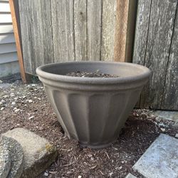 Large Plastic  / Resin Pot