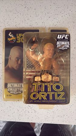 SIGNED Tito Ortiz UFC ultimate collector