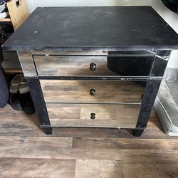 Black mirrored 3 drawer dresser