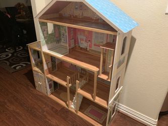 Doll house