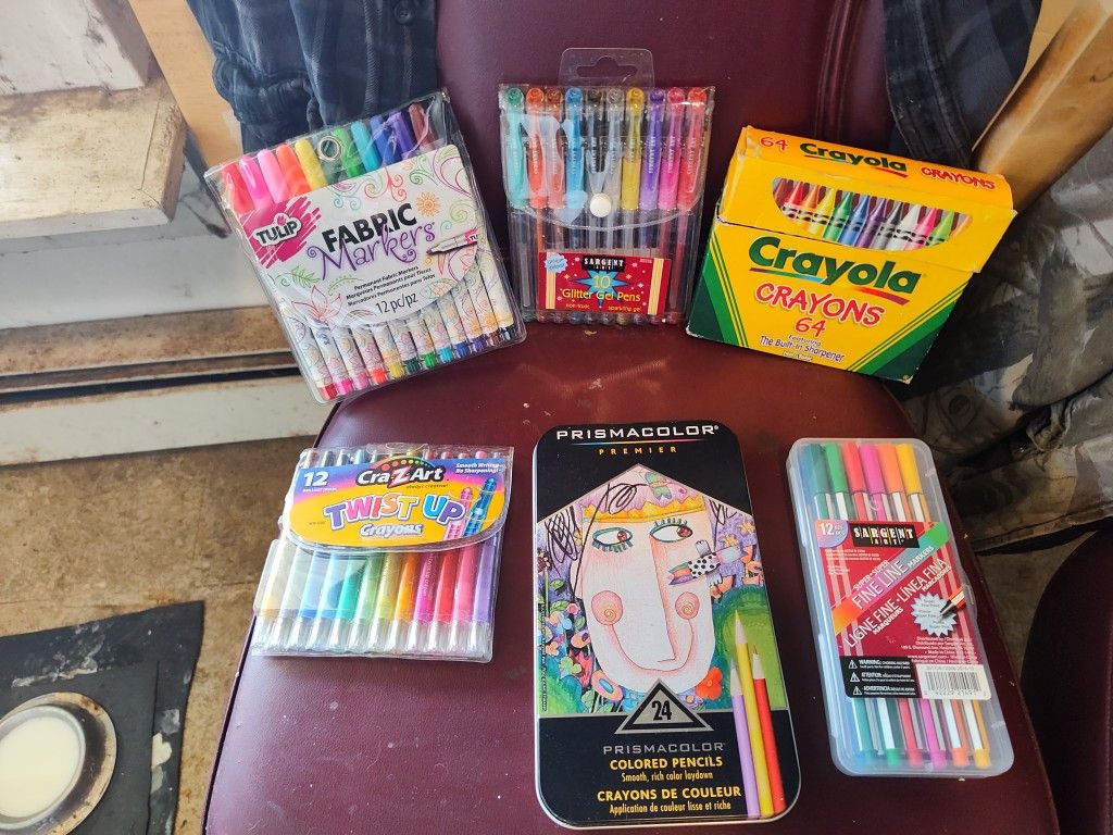 Hundred's Of Marker's Colored Pencils, Crawns, Coloring Books There Is So Many Of Everything, House Pick Up $185.00g