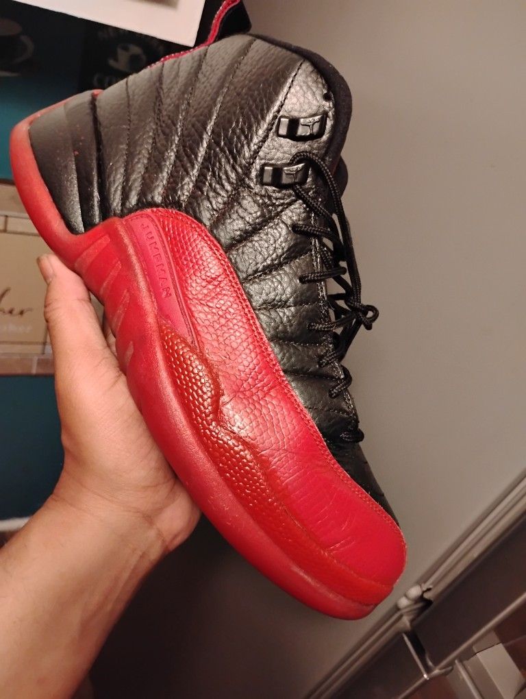 2015 AJ 12 SIZE 10