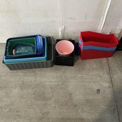 Kitchen Storage Items 