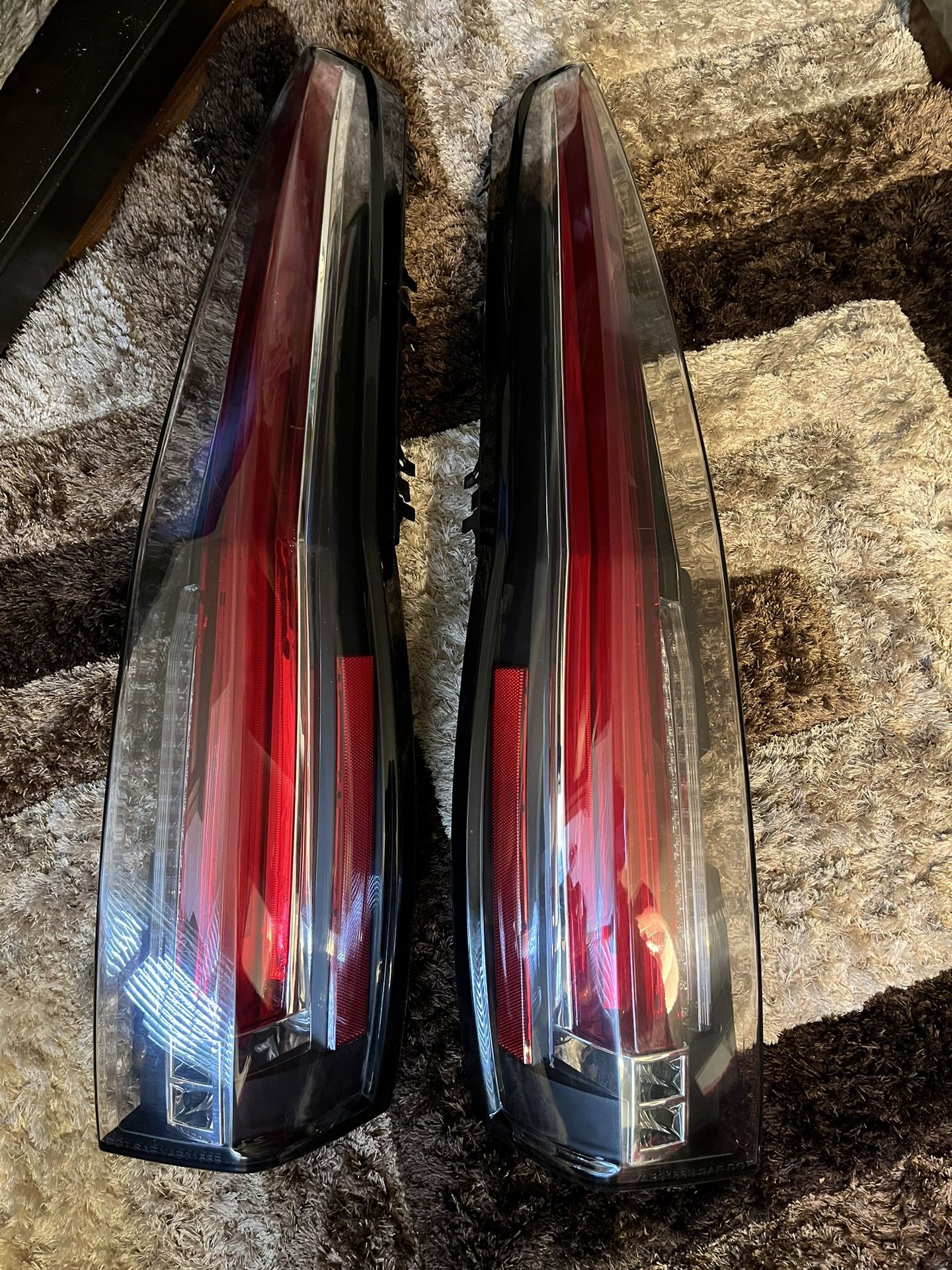 Escalade Style Cathedral Tail Lights 