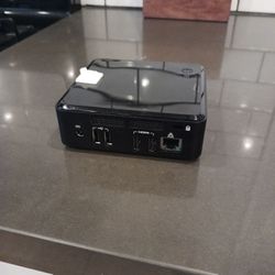 Intel NUC. I3, 8gb RAM, 120gb SSD