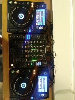 DJ Equipment Perfect Condition!!