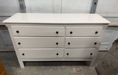 Wood Dresser