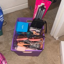 Amazon Alexa And Wallets And Wavy Hair Curly 