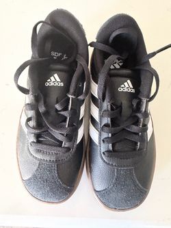 Kids Adidas VL Court 3.0, size kids 11