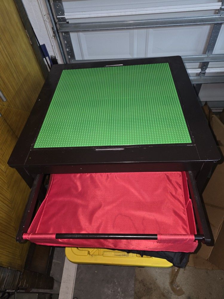 Kids Activity Lego Table Clean