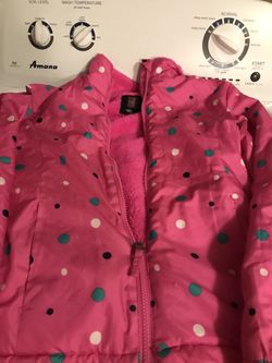 Girls large 10 to 12’s Swiss coat Retails online $30