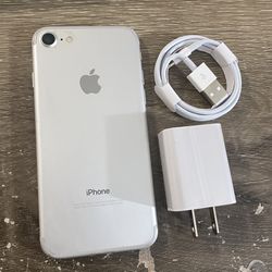 iPhone 7 32GB Unlocked / Desbloqueado 