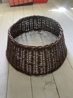Wicker Christmas Tree Collar
