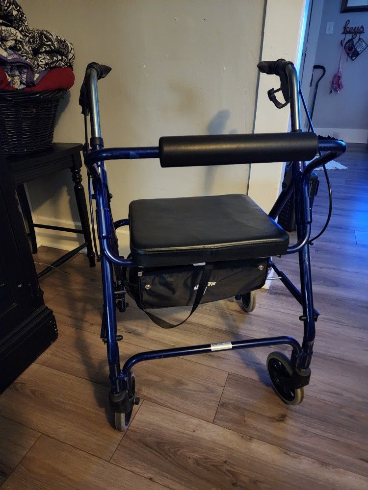 Duro Med Industries Heavy Duty Rollator Rolling Walker w Hand Brakes Seat Storage