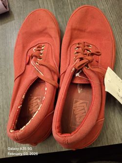 Men's Size 9 Women's 10.5 VANS AUTHENTIC RED