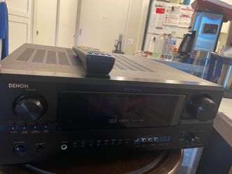 Denon Amp, AV Receiver w/ Original Remote Control (RC-974) - Great Working Condition /AVR2805