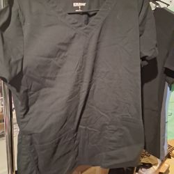 Scrubs women's Medium 5 sets
