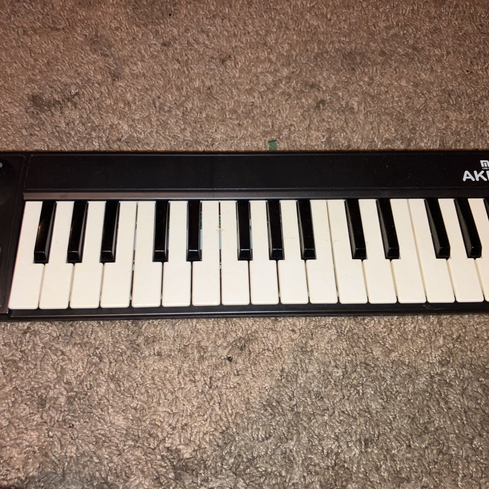 AKM320 USB Midi Keyboard