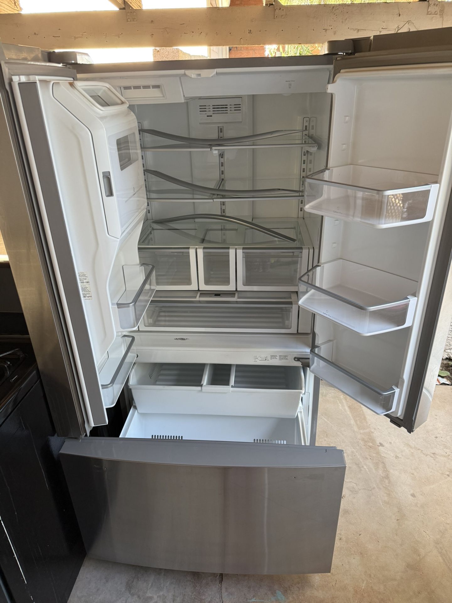 Whirlpool Fridge Good Conditions