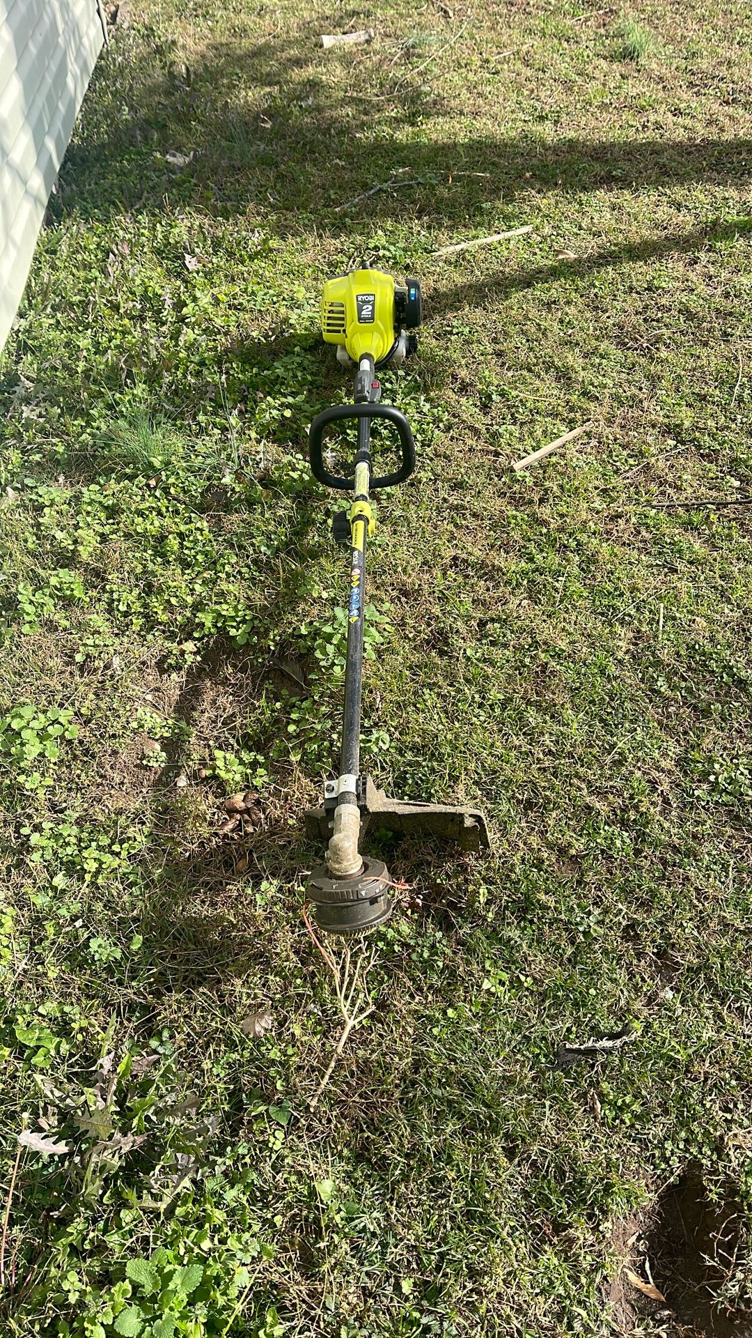 Two-Stroke Gas Trimmer