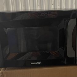 Small Microwave 