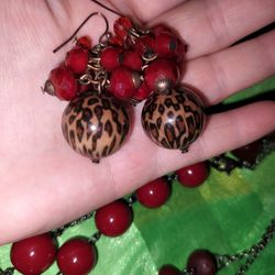 Matching Fashion Red And Leopard Print Beaded Necklace And Earring Set,NWOT