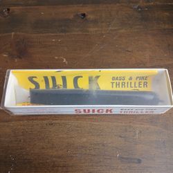 Brand New Suick Bass & Pike Thriller, Fishing Lure in box Black And White 7”
