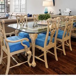 Thomasville Glass Top dining Table /6 Chairs 