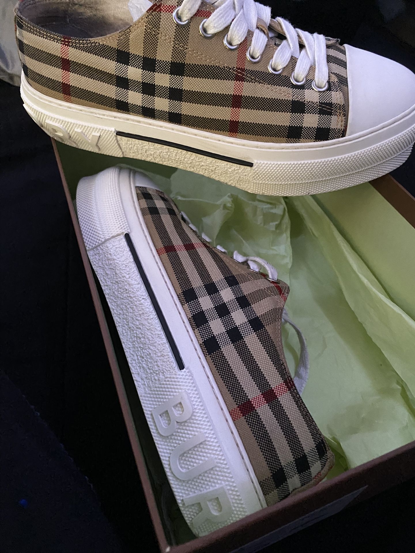 Burberry Shoes