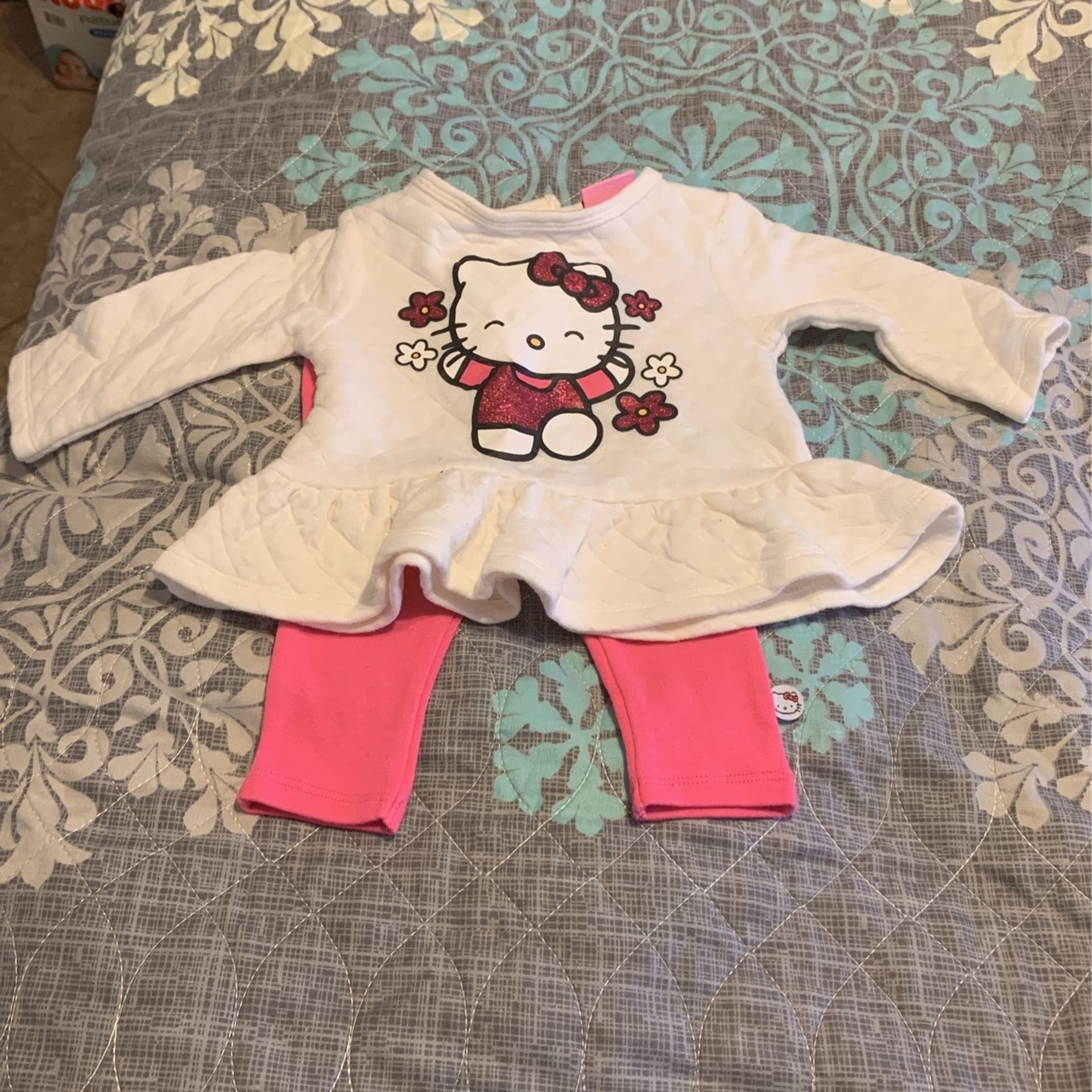 Hello kitty Outfit