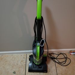 Bissell Vacuum Cleaner 