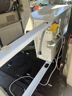 Stackable Gas Washer/Dryer