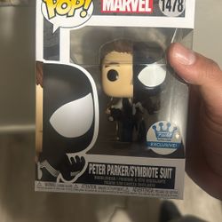 Symboite Peter Parker 