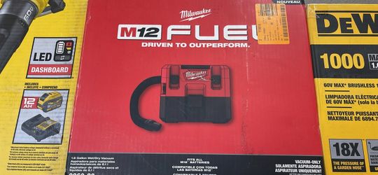 Milwaukee M12 FUEL Vacuum