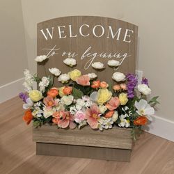 Flower Box Welcome Sign