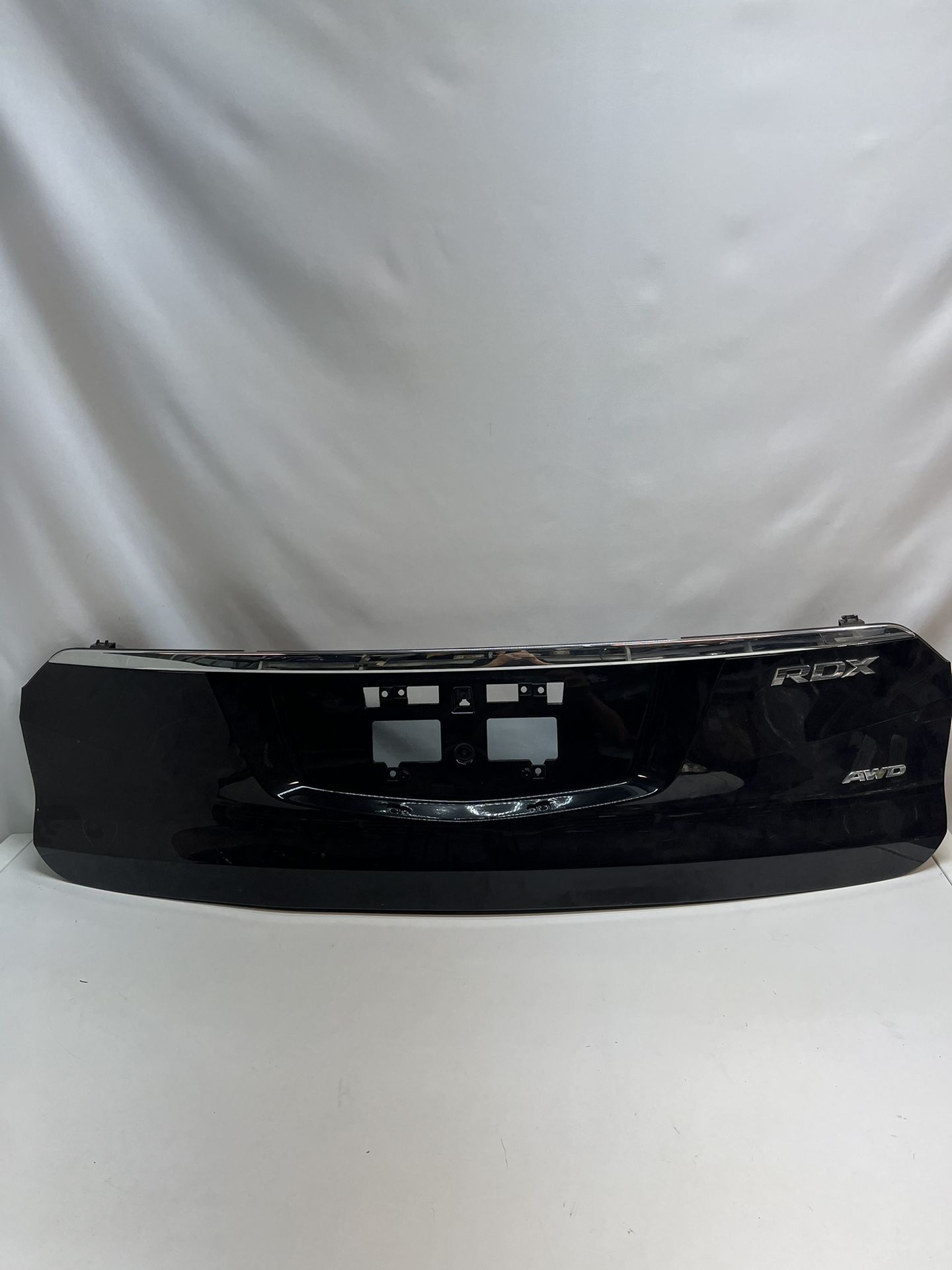 2013-2018 Acura RDX Tailgate Garnish Panel OEM