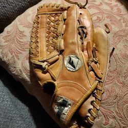 Vintage Franklin DON MATTINGLY MVP SIGNATURE SERIES BASEBALL GLOVEBMAKE OFFER