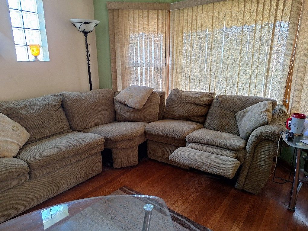 Four piece sectional couch