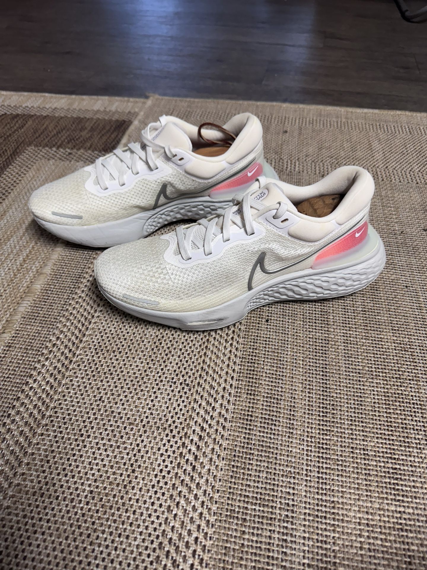 Nike Running Shoes Size 10.5
