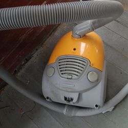 Kenmore Vacuum