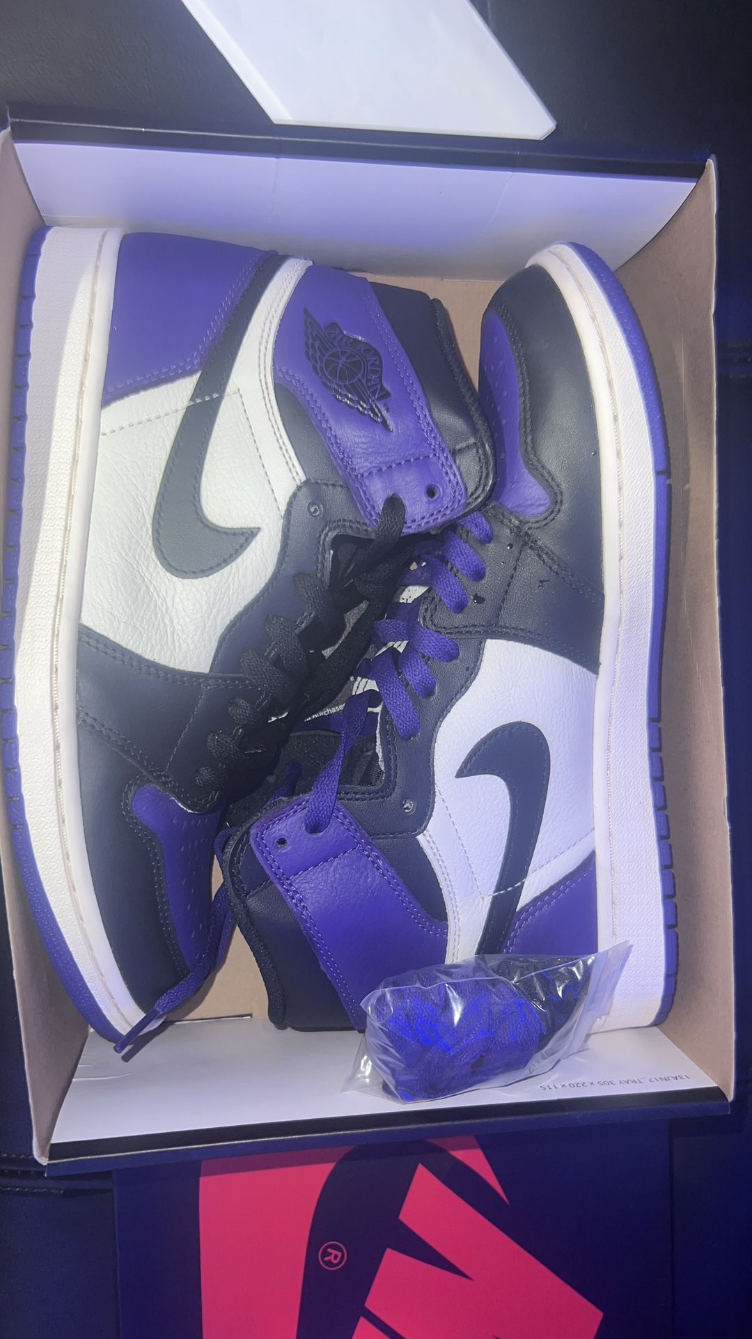 Jordan 1 retro high og court purple