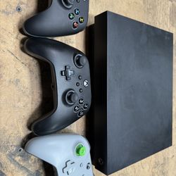 Xbox One X (Disc Version)