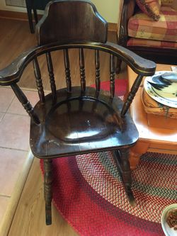 BEAUTIFUL Antique Rocking Chair 34” tall x 24