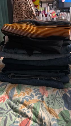 Women’s Plus Size Clothes!!! Take Everything For $25!!