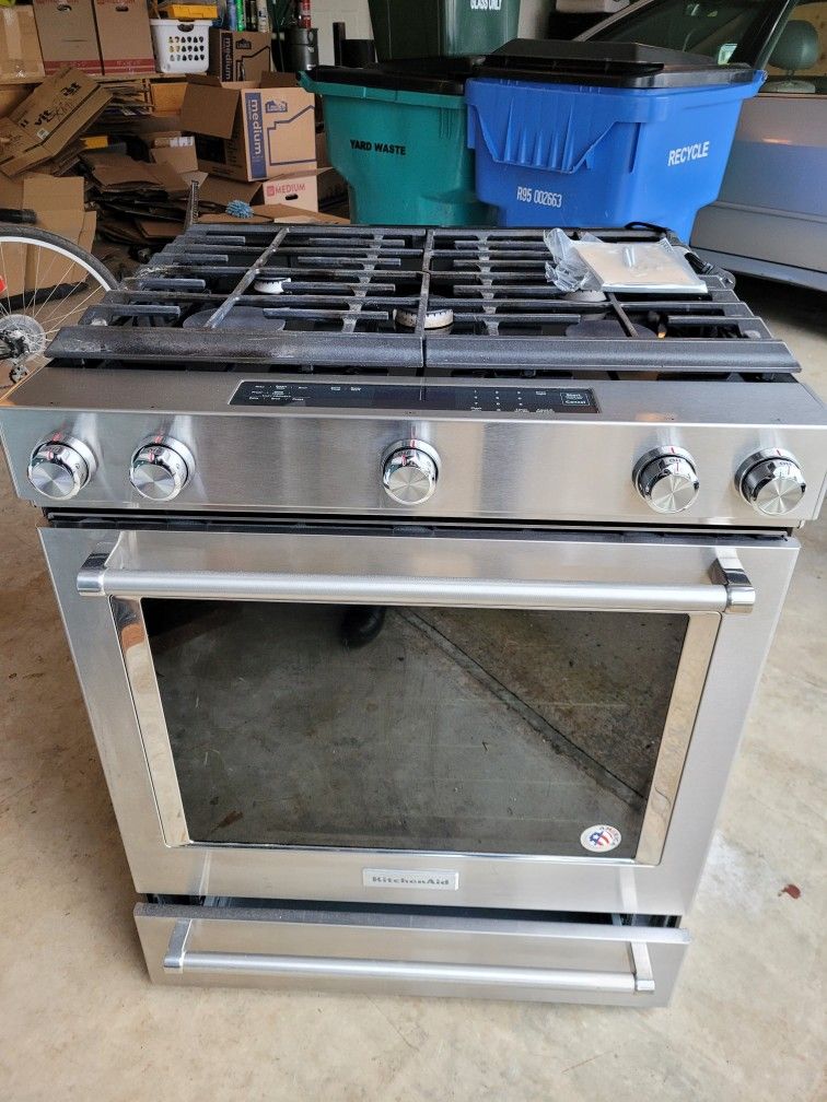KitchenAid Gas Range Model KSGG700ESS for Sale in Vancouver, WA OfferUp
