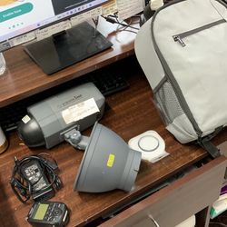 Neewer Vision5 400W TTL Wireless Location Strobe – Complete Ready-to-Shoot Kit with Accessories Bag, Remote, Charger & Light Cover!