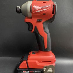 MILWAUKEE TOOLS 3651-20 20V 1/4" IMPACT DRIVER & M18 CP2.0 Battery