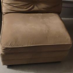Free Sectional And Ottoman