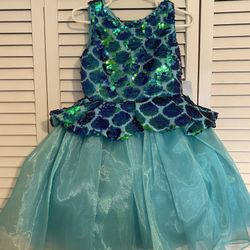 Girl’s Dresses